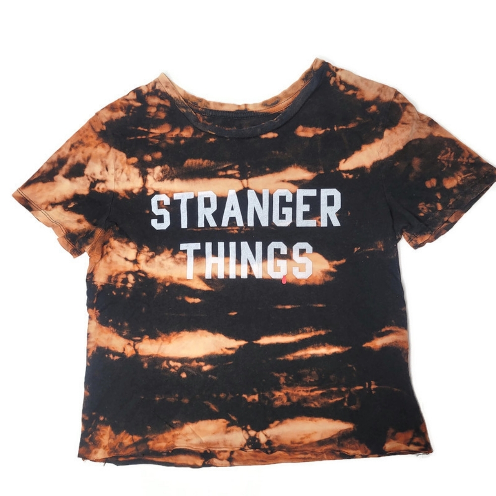 Stranger things bleach dye raw hem tee shirt size medium black and orange